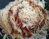簡単夕食昼食ワンパンでキャベツ挽肉もやし焼きそば作り方6写真