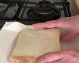 目玉焼きとハンバーグのトーストサンド作り方5写真