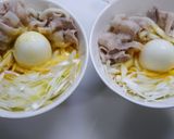 簡単！月見肉釜玉うどん作り方4写真
