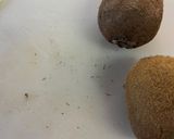 裏技！？毛羽立キウイ🥝でまな板を汚さない作り方2写真