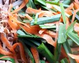 優しい味☆豚肉とニラともやしの味噌炒め作り方3写真