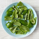 長いもの肉巻きとピーマンの塩炒め作り方3写真