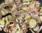 野菜たっぷり♪豚こま肉のトマト煮　作り方2写真