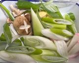 味噌煮込みうどんの余り具材で味噌煮込み餅作り方1写真