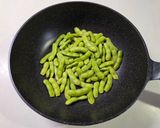 楽♪早♪ワンパン蒸し茹でえだまめ作り方2写真