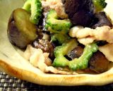 甘さが癖になる！ゴーヤと茄子の甘味噌炒め作り方3写真