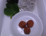 梅干しの炊き込みご飯・しらす大葉のせ作り方1写真