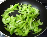 セロリ炒め作り方1写真