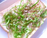 ピーマンの塩昆布おかかわさびトースト作り方3写真