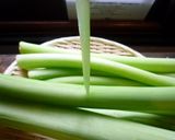青ずいきを甘酢で漬けたん　京都カフェ作り方1写真