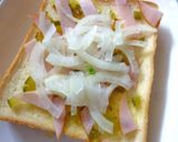 ハムと玉葱と塩昆布のカレー風味トースト作り方3写真