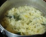簡単＆美味しい！たっぷり満足たまごスープ作り方5写真