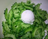 意外と簡単！ゴーヤーと玉ねぎのサラダ作り方5写真