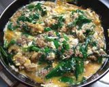 簡単・節約・「ひき肉のニラ玉丼」作り方7写真