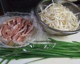 レンジで豚肉とニラ・もやしのあっさり蒸し作り方1写真
