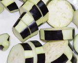 2012夏！調理師考案！なすのカレー炒め作り方1写真