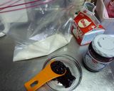 冷凍保存袋で！フローズンヨーグルトw作り方1写真