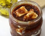 美味しい保存食。チーズのハーブオイル漬け作り方4写真