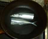 パパはフライパンで焼きサンマ作り方1写真