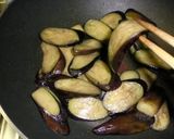 ご飯がすすむ♪茄子と長ネギの味噌炒め作り方3写真