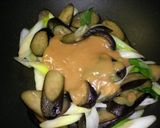 ご飯がすすむ♪茄子と長ネギの味噌炒め作り方5写真