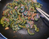 ゴーヤといわし缶の旨辛炒め作り方4写真