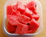 いつでも美味しい！　カットスイカ作り方1写真