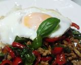 ガパオ★鶏挽肉のバジル炒めごはん作り方9写真