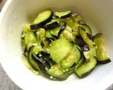 茄子のバジル・塩昆布トースト作り方1写真