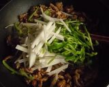豚肩ロースと大根のチンジャオ風♪作り方7写真