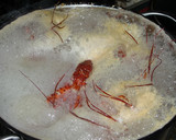 伊勢エビの煮汁を使って簡単にみそ汁を！作り方1写真