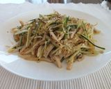 鶏肉と春雨ときゅうりの食べるラー油サラダ作り方7写真
