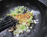 豆苗ときくらげのピリ辛炒め作り方5写真