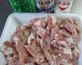 豚肉とキュウリの粒マスタードソース炒め作り方1写真