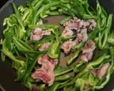 子供が大好き！ピーマンと豚肉の炒めもの☆作り方4写真