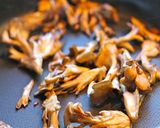 豆苗と舞茸とお揚げの炒め物作り方3写真
