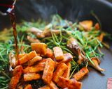 豆苗と舞茸とお揚げの炒め物作り方5写真