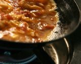 鉄フライパンで作るイカの塩辛入り卵焼き作り方10写真