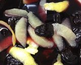 プルーンの赤ワイン煮・無添加レモンと共に作り方2写真
