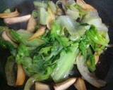 エリンギとレタスのバター醤油炒め作り方3写真