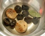 お家フレンチ☆豚肩ロースのプルーン煮作り方1写真