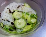 春雨とキュウリの塩こんぶ酢の物作り方4写真