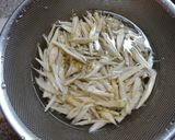 お肉の入ったきんぴらごぼう作り方1写真