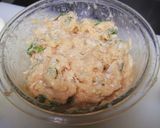 鶏ひき肉の和風ハンバーグ作り方1写真