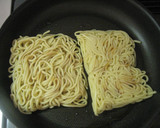 ピリ辛にマヨコクで旨っ！ 韓国風焼きそば作り方3写真