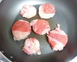 簡単・牛バラで塩だれれんこんステーキ作り方5写真