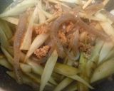 ごぼうとこんにゃくＤＥ甘辛炒め作り方1写真
