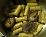 乾シイタケとゴボウの煮しめ；精進料理風。作り方14写真
