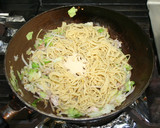 磯の風味～焼海苔佃煮の焼きそば作り方3写真
