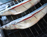 食べ易い「さんま塩焼き」の切り方作り方3写真